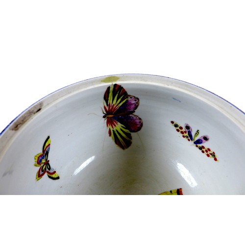 41 - A 19th century porcelain small chamber pot, a/f missing cover and several cracks, decorated in Chine... 