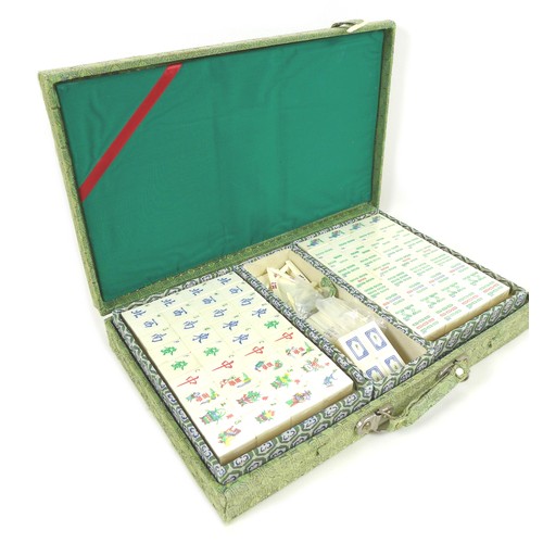 66 - A collection of 20th century Chinese collectables, including a cased Mahjong game, a boxed group of ... 