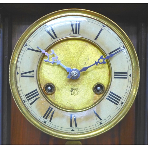 137 - A early 20th century German mahogany Junghans regulator wall clock, 8 day movement with chime, pendu... 