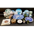 A group of 19th and 20th century ceramics, including a mid 19th century porcelain Minton vase, decor... 