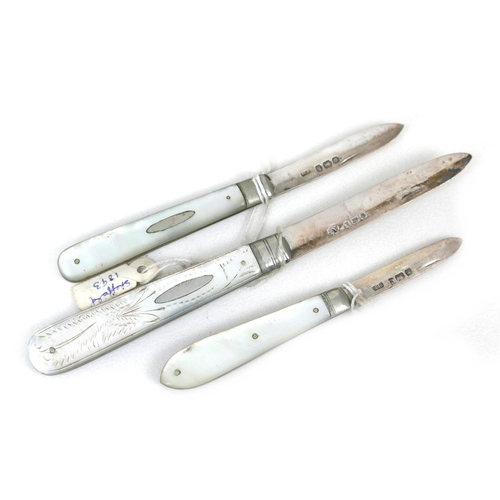 80 - A group of collectables including seven Georgian and later silver penknives with mother of pearl han... 