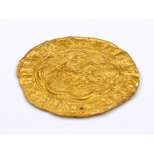 74 - An Edward III gold quarter-noble coin, trans treaty period 1361-1369, cross mint mark, 2.0g, 0.6mm b... 