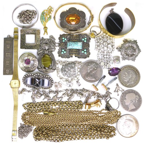 113 - A collection of silver and costume jewellery, including a silver ingot pendant, 6.5cm long, a Scotti... 