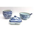 A group of three pieces of Chinese porcelain, lidded dish, 26 by 23.5 by 15cm high overall, a jardin... 