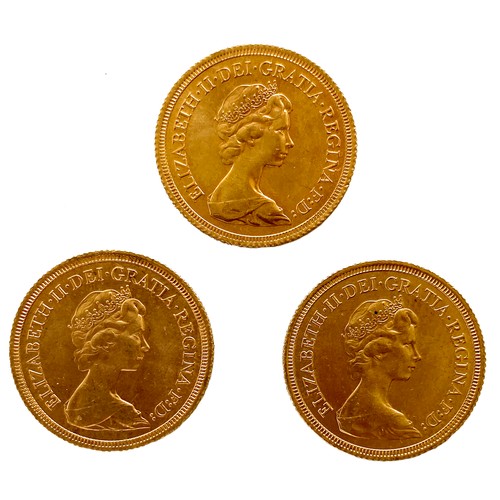 179 - Three Elizabeth II gold sovereigns, each 1978. (3)