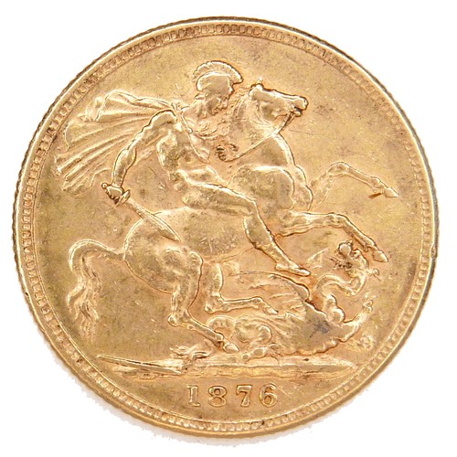 174 - A Victoria Young Head gold sovereign, 1876.