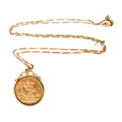 162 - An Edwardian gold sovereign pendant and 9ct gold necklace, comprising an Edward VII gold sovereign, ... 