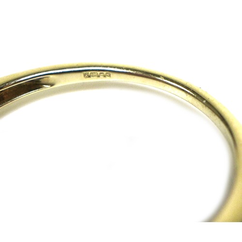 240 - A 9ct gold and diamond half eternity ring, the brilliant cut stones of varying size set in a bubble ... 