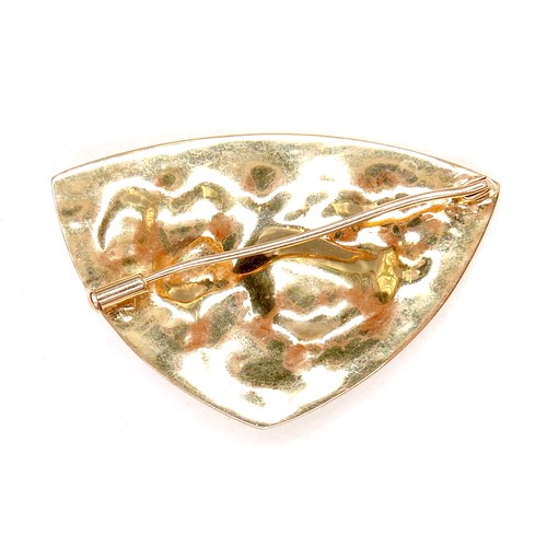 357 - An unmarked 18ct yellow gold brooch, of modernist triangular form, set randomly with jade, two rubie... 