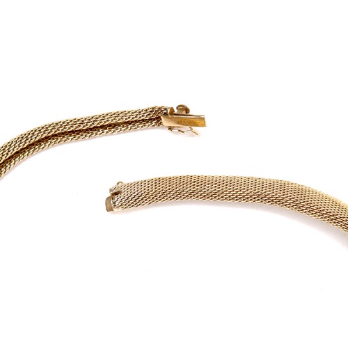 393 - A foreign 18ct yellow gold necklace, woven links set in the form of a scarf, with press clasp, stamp... 