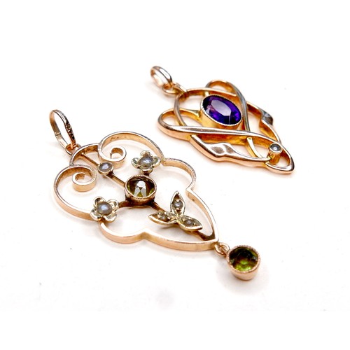 255 - An Art Nouveau 9ct amethyst and pearl pendant, together with another 9ct gold pendant set with green... 