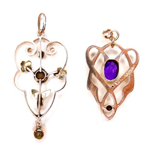 255 - An Art Nouveau 9ct amethyst and pearl pendant, together with another 9ct gold pendant set with green... 