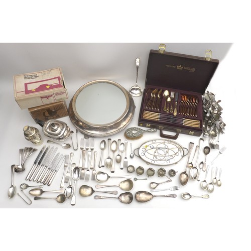 65 - A collection of silver plated items, including a large quantity of cutlery, a mirrored cake stand, o... 