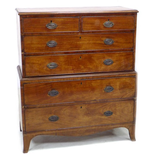 210 - A small George III oak chest on chest, with two short over four graduating long drawers, cock beadin... 