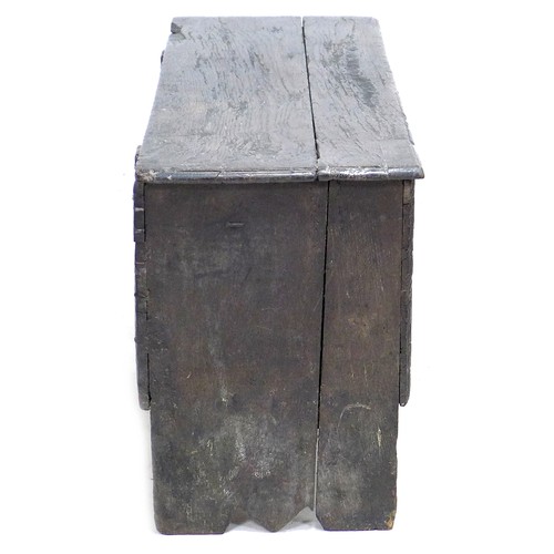 194 - A 17th century oak sword chest, metal lock plate, plain front, 114.5 by 44 by 62 cm high.