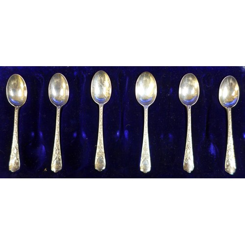 23 - A collection of Georgian and later silver, comprising a Georgian Irish silver table spoon with rubbe... 