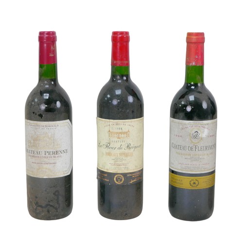 140 - Vintage wine: a mixed parcel of Bordeaux region wines, comprising three bottles of Chateau Guerin-Ja... 