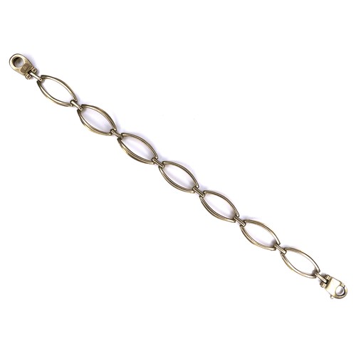 291 - A 9ct gold fancy link bracelet, with open oval links and lobster claw clasp, 9.4g, 19cm long.