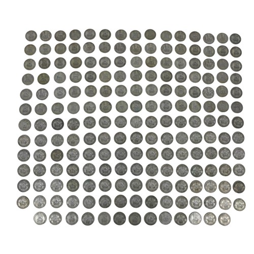 164 - A collection of George V and George VI one shilling coins, dating from 1920 to 1946, approximately 1... 