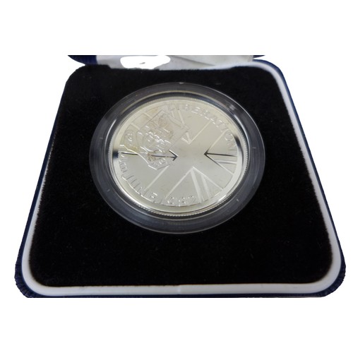 141 - Four silver proof Falkland Islands commemorative coins, comprising a 1985 £25 100th Anniversary of S... 