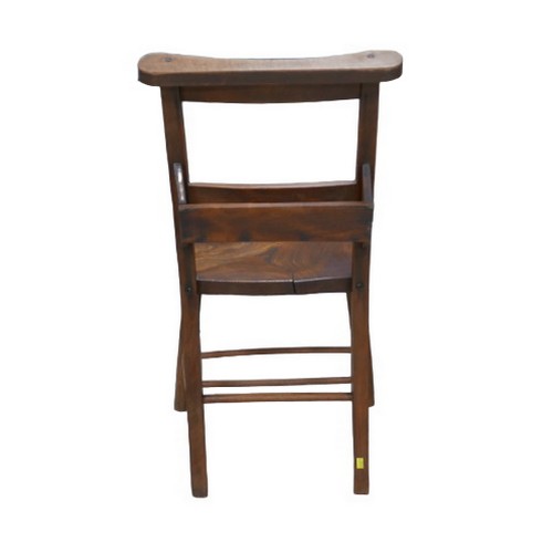 262 - A set of six early 20th century chapel chairs with elm seats, single prayer book trough to the rear ... 