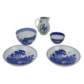 Five pieces of 19th century English blue and white, inlcuding three pieces of Worcester, a milk jug,... 