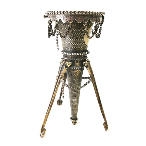 49 - A Victorian silver posy holder, with incorporated stand, engraved 'Clara August 24th 1872', 2.5toz, ... 
