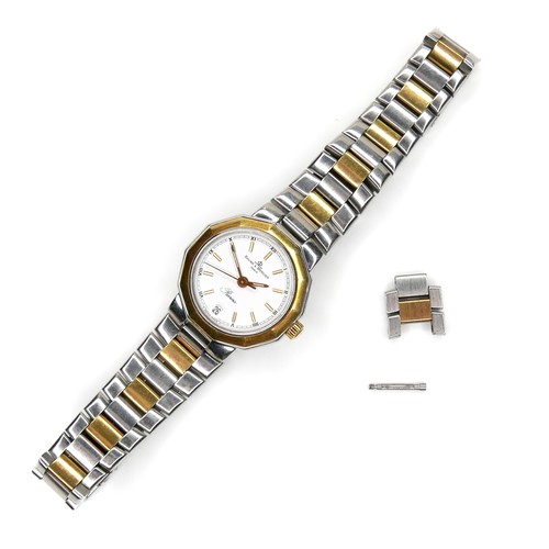 122 - A Baume & Mercier Riviera lady's stainless steel and gold plated wristwatch, circular white dial, ba... 