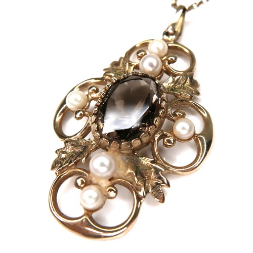 238 - A 9ct gold smokey quartz and pearl pendant, 2.8 by 4.2cm, with 9ct gold chain necklace, 49cm long, 8... 