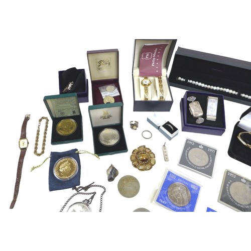 146 - A collection of costume jewellery and coins, including a pearl necklace and bracelet with 9ct gold c... 