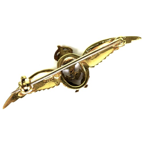 257 - A 9ct gold Royal Naval Air Service (RNAS) sweetheart brooch, circa 1954, in the form of a pair of wi... 