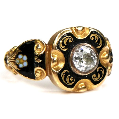 289 - An early Victorian 18ct yellow gold mourning ring, set centrally with a round brilliant cut diamond,... 