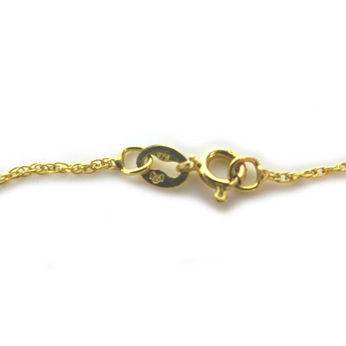 174 - A group of 9ct gold jewellery, comprising a flat chain necklace 39.5cm long, similar style bracelet,... 