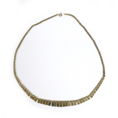 219 - A group of 9ct gold jewellery, comprising a flat weave necklace, 4.7g, 40.5cm long, three 9ct gold b... 