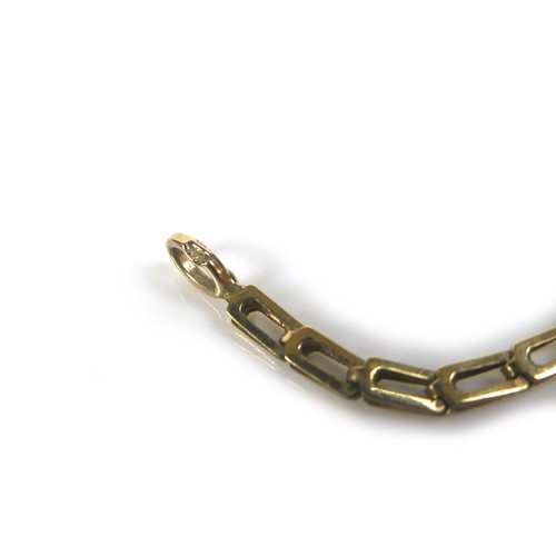 219 - A group of 9ct gold jewellery, comprising a flat weave necklace, 4.7g, 40.5cm long, three 9ct gold b... 