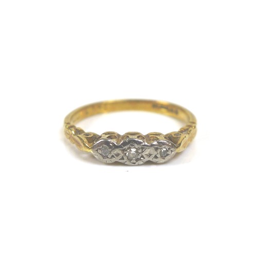 221 - A group of jewellery, comprising an 18ct gold three stone diamond ring, with illusion set stones, ce... 