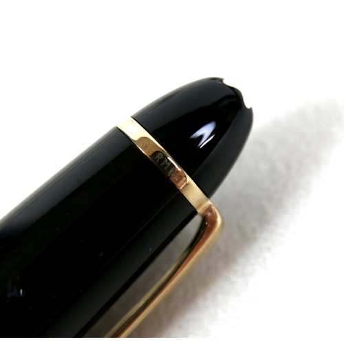 119 - A Montblanc Meisterstuck fountain pen, with 4810 nib, 14.5cm long, together with a Montblanc Meister... 