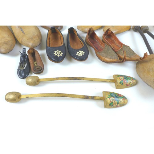 96 - A collection of shoe trees and shoe related collectables. (1 box)