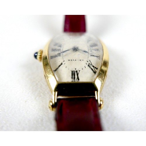 106 - A vintage Cartier 18ct yellow gold cased lady’s Tonneau wristwatch, circa 1986, model No 07 III, ser... 