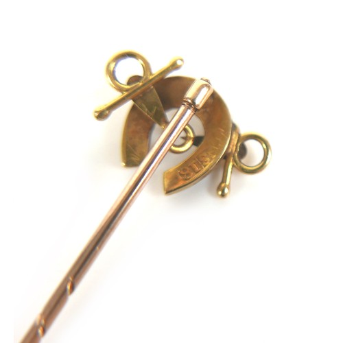 166 - An 18ct gold and seed pearl stick pin, 1.9g, 5.5cm long, together with a group of yellow metal items... 