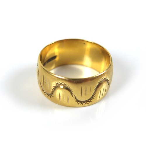 152 - An 18ct gold patterned band, with repeat wave, cross hatch design, size L, 6.28g