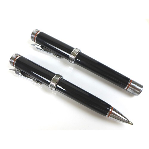 106 - A collection of pens, comprising a Montblanc Meisterstuck black fountain pen, 4810, with 14ct nib, a... 