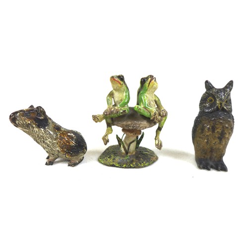 109 - A collection of late 19th, early 20th century, cold painted bronze animal figures, including a 'Gesc... 