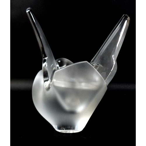 32 - A late 20th century Lalique 'Sylvie' dove vase, modelled and two entwined dove, with flower 'frog', ... 