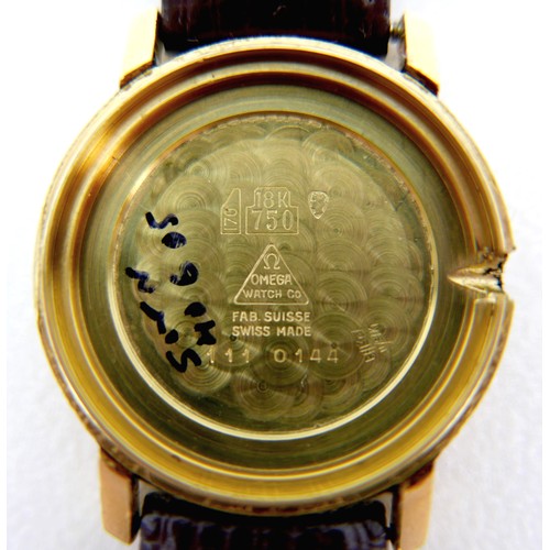 179 - An Omega De Ville 9ct gold cased gentleman's wristwatch, circa 1980s, on Omega leather strap, case 3... 