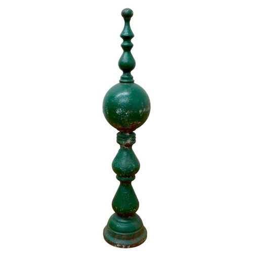 A Victorian cast iron roof finial, painted green, 10 by 48cm high.