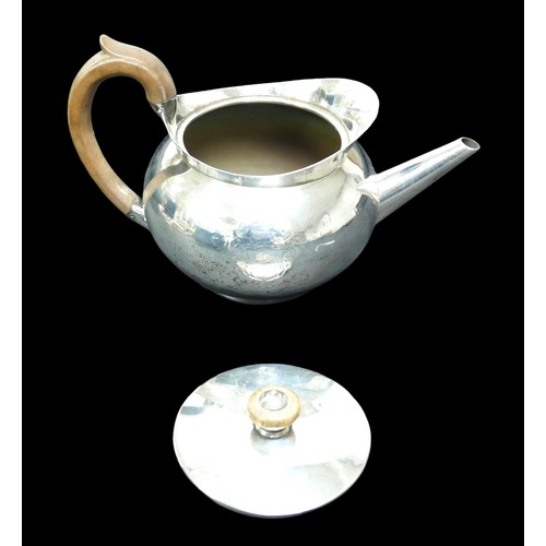 67 - A George III silver teapot, with armorial engraving, horn finial and handle, detachable lid, Thomas ... 