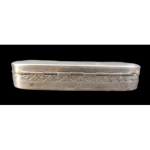 48 - A George III silver snuff box, of oblong form, bright cut decoration, hinged lid with parcel gilt in... 