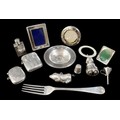 A selection of eleven silver items, to include two vestas, a miniature Armada dish, a photograph fra... 