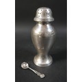 A silver shaker 15cm tall and a silver salt spoon total 140 grams, 4.5 troy oz